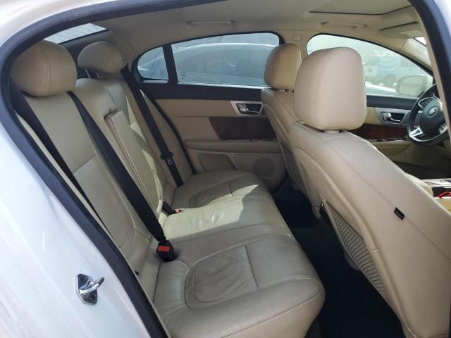 Photo 10 from auction – 2015 JAGUAR XF 2.0T PR with VIN SAJWA0FS2FPU75151