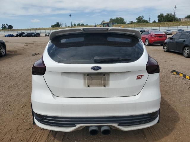 Foto 6 de la subasta – 2017 FORD FOCUS ST con VIN 1FADP3L90HL245311