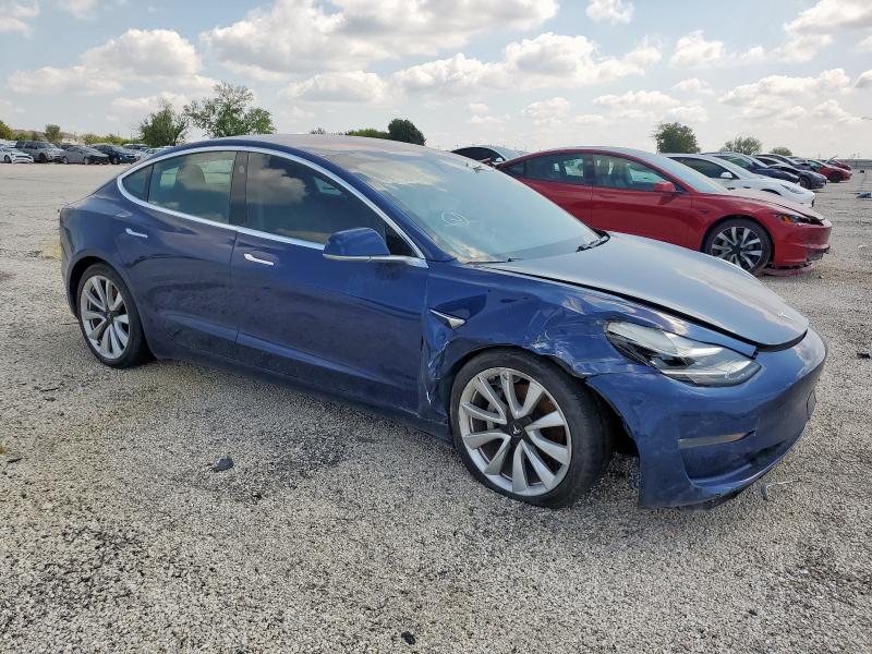 Photo 4 from auction – 2018 TESLA MODEL 3 with VIN 5YJ3E1EA0JF050406
