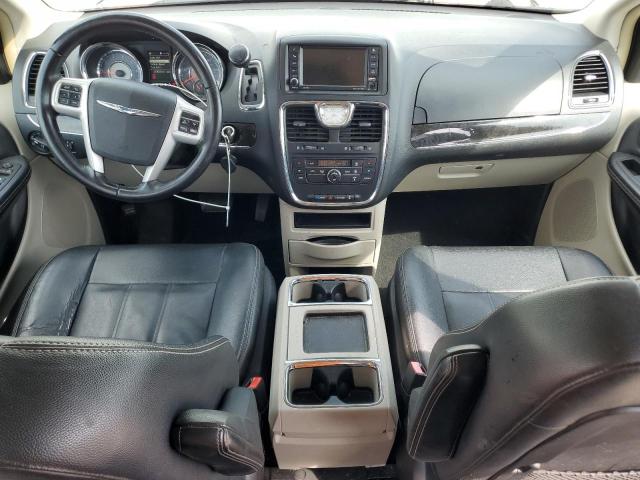 Photo 8 from auction – 2016 CHRYSLER TOWN & COU with VIN 2C4RC1BG2GR290238