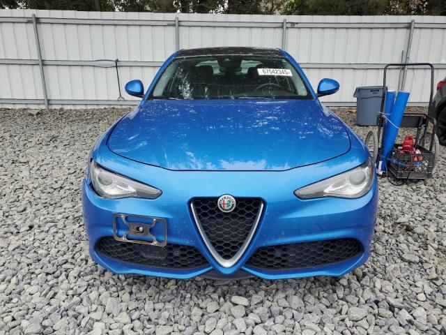 Photo 5 from auction – 2017 ALFA ROMEO GIULIA Q4 with VIN ZARFAEDN2H7559794