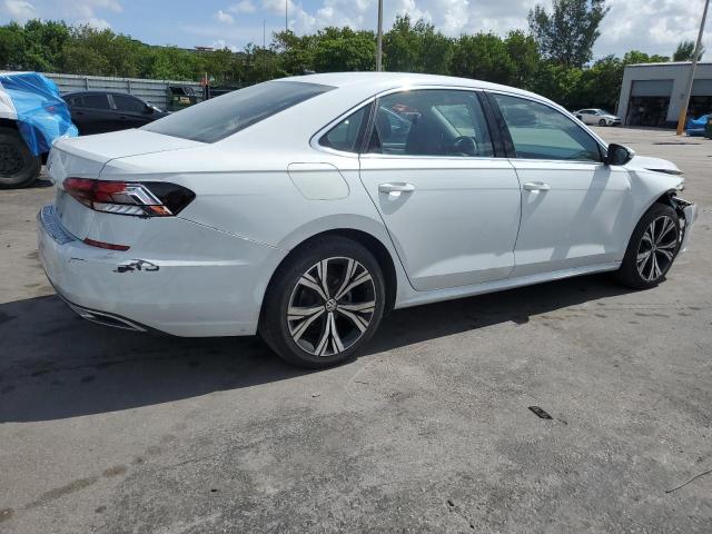Photo 3 from auction – 2021 VOLKSWAGEN PASSAT with VIN 1VWSA7A3XMC016876