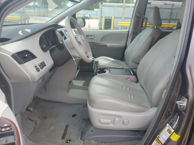 Photo 7 from auction – 2013 TOYOTA SIENNA XLE with VIN 5TDYK3DC2DS370341
