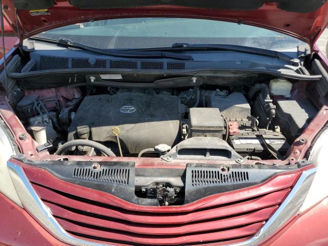 Photo 12 from auction – 2017 TOYOTA SIENNA LE with VIN 5TDKZ3DC9HS767861