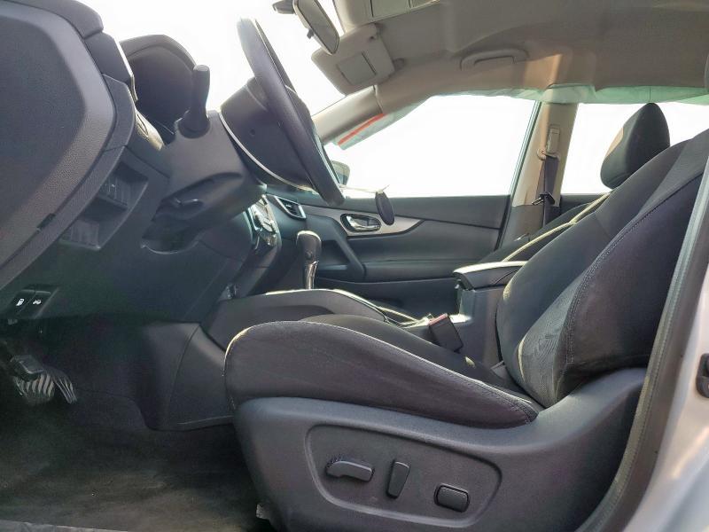 Photo 7 from auction – 2015 NISSAN ROGUE S with VIN KNMAT2MT9FP561924