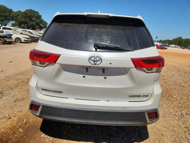 Photo 6 from auction – 2017 TOYOTA HIGHLANDER with VIN 5TDDZRFH9HS453552