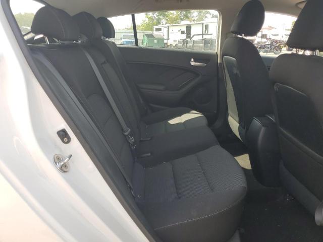 Photo 10 from auction – 2017 KIA FORTE LX with VIN KNAFK5A87H5674339