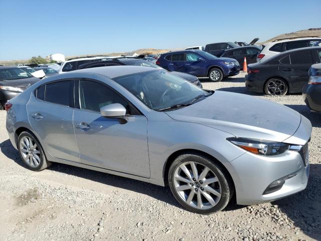 Photo 4 from auction – 2017 MAZDA 3 TOURING with VIN JM1BN1V71H1117596