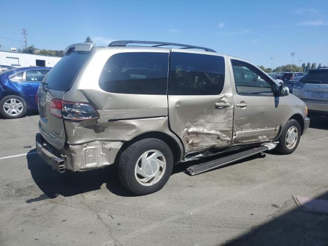 Photo 3 from auction – 2002 TOYOTA SIENNA LE with VIN 4T3ZF13C12U466150