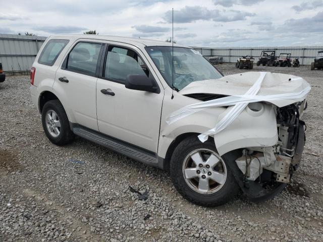 Photo 4 from auction – 2010 FORD ESCAPE XLS with VIN 1FMCU0C73AKA53108