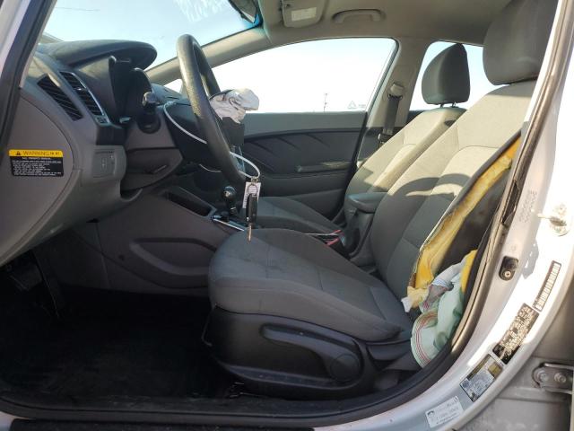 Photo 7 from auction – 2017 KIA FORTE LX with VIN 3KPFK4A78HE061154