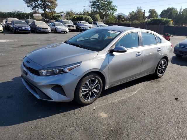 KIA FORTE LX 2023 with VIN 3KPF24AD7PE609262 - Photo from auction