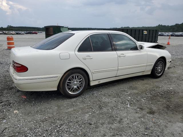 Photo 3 from auction – 2002 MERCEDES-BENZ E 320 with VIN WDBJF65J42B428294