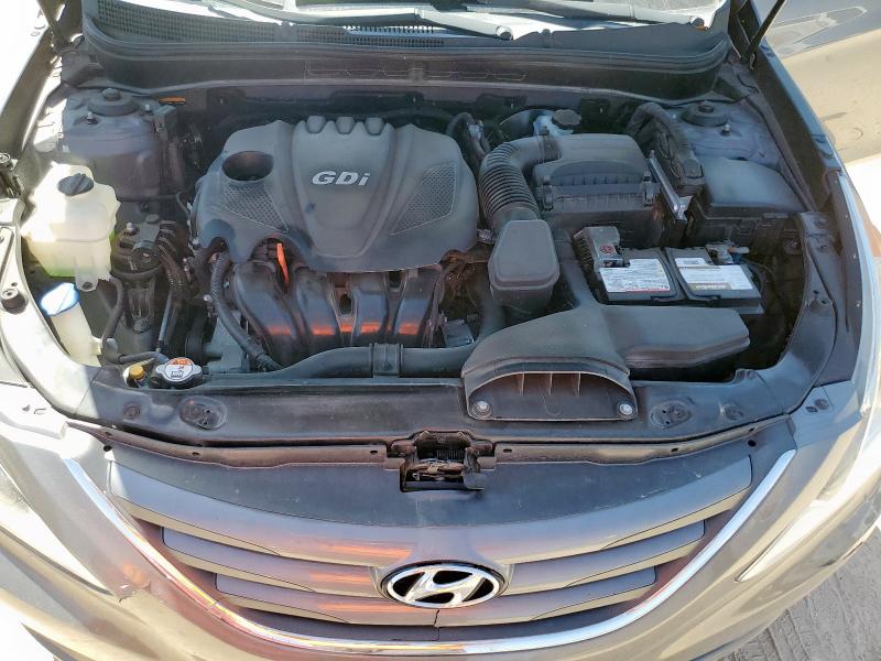 Photo 11 from auction – 2014 HYUNDAI SONATA GLS with VIN 5NPEB4AC3EH894117