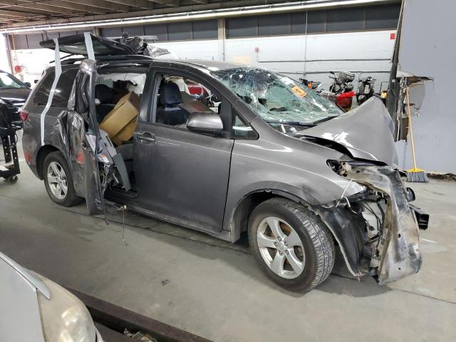 Photo 4 from auction – 2016 TOYOTA SIENNA with VIN 5TDKK3DC8GS730612
