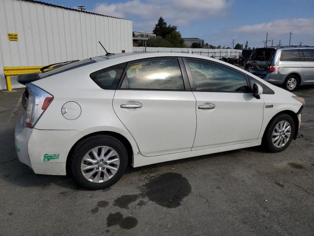 Photo 3 from auction – 2013 TOYOTA PRIUS PLUG with VIN JTDKN3DP8D3037319