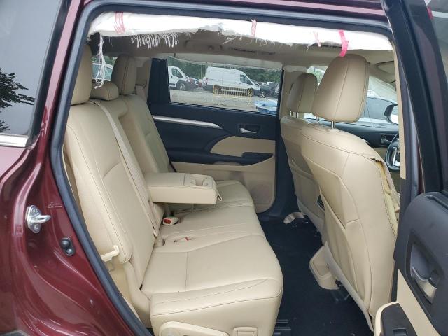 Photo 11 from auction – 2017 TOYOTA HIGHLANDER with VIN 5TDJZRFH9HS455644