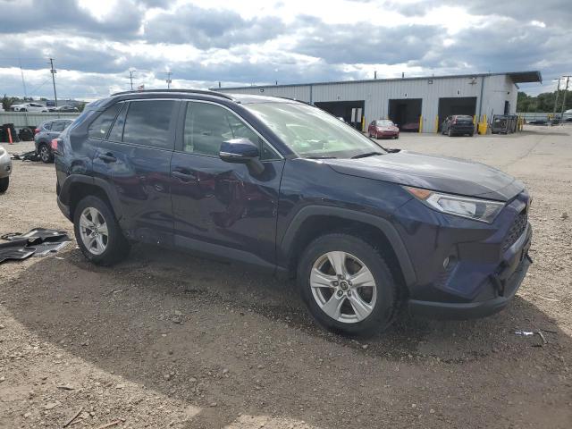 Photo 4 from auction – 2019 TOYOTA RAV4 XLE with VIN JTMP1RFV2KD036383
