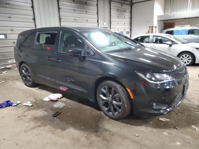 Photo 4 from auction – 2019 CHRYSLER PACIFICA T with VIN 2C4RC1FG8KR581832