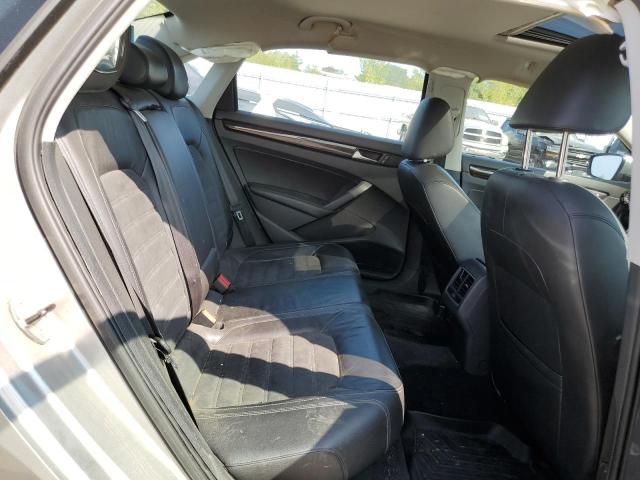 Photo 10 from auction – 2014 VOLKSWAGEN PASSAT with VIN 1VWCT7A39EC025181