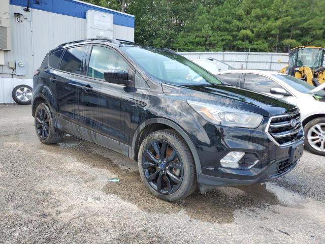 Photo 4 from auction – 2017 FORD ESCAPE SE with VIN 1FMCU9GD8HUD80767