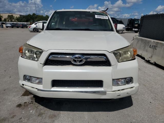 Photo 5 from auction – 2011 TOYOTA 4RUNNER SR with VIN JTEZU5JR1B5025271