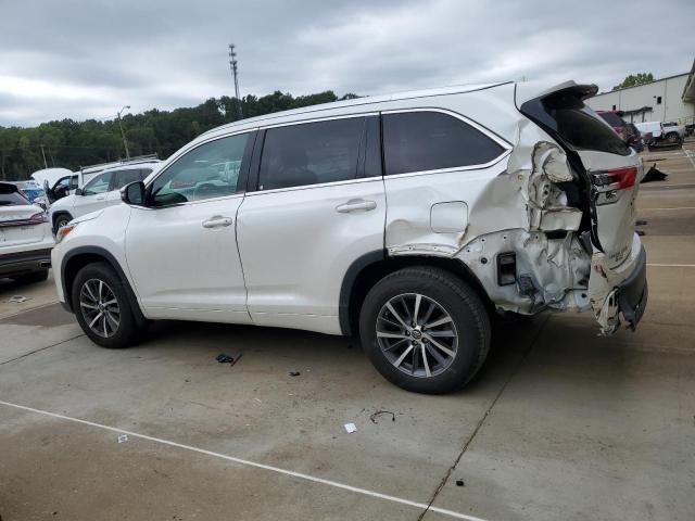 Photo 2 from auction – 2018 TOYOTA HIGHLANDER with VIN 5TDJZRFH1JS816984