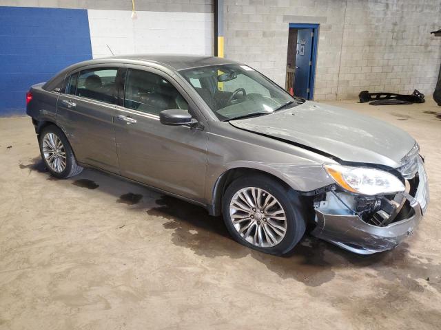 Photo 4 from auction – 2013 CHRYSLER 200 LIMITE with VIN 1C3CCBCG1DN612018