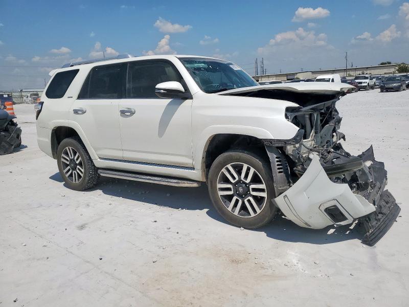 Photo 4 from auction – 2015 TOYOTA 4RUNNER SR with VIN JTEBU5JR7F5265822