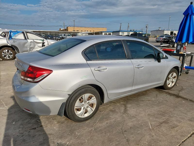 Photo 3 from auction – 2015 HONDA CIVIC LX with VIN 19XFB2F55FE065543