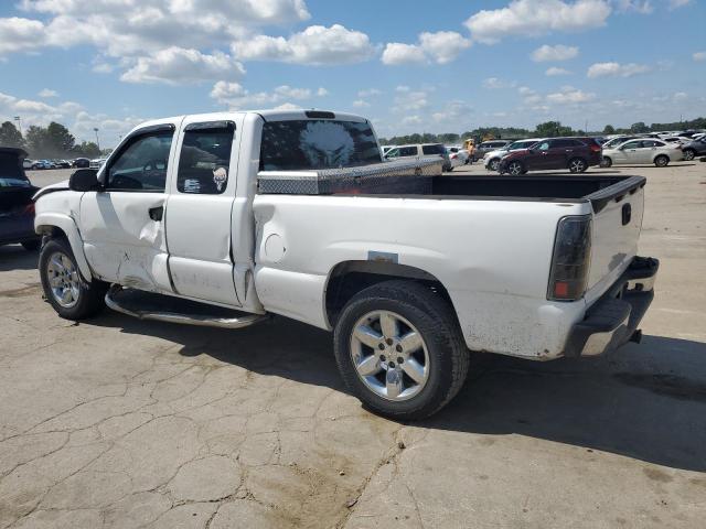 Photo 2 from auction – 2005 CHEVROLET SILVERADO with VIN 1GCEK19B45Z237183