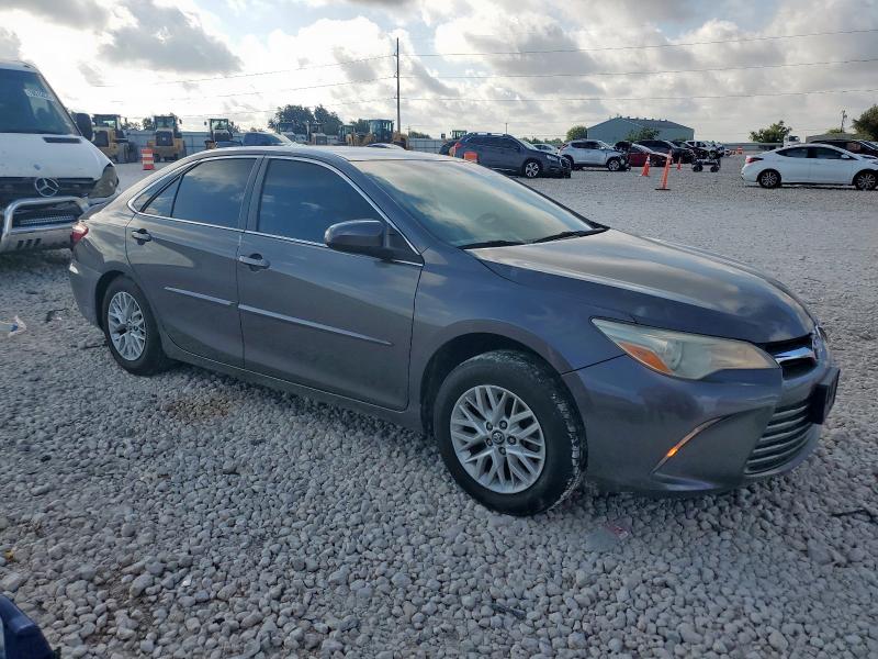 Photo 4 from auction – 2017 TOYOTA CAMRY LE with VIN 4T1BF1FK2HU667335