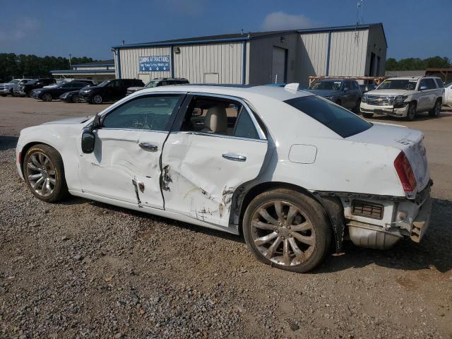 Photo 2 from auction – 2018 CHRYSLER 300 LIMITED with VIN 2C3CCAEG3JH227670