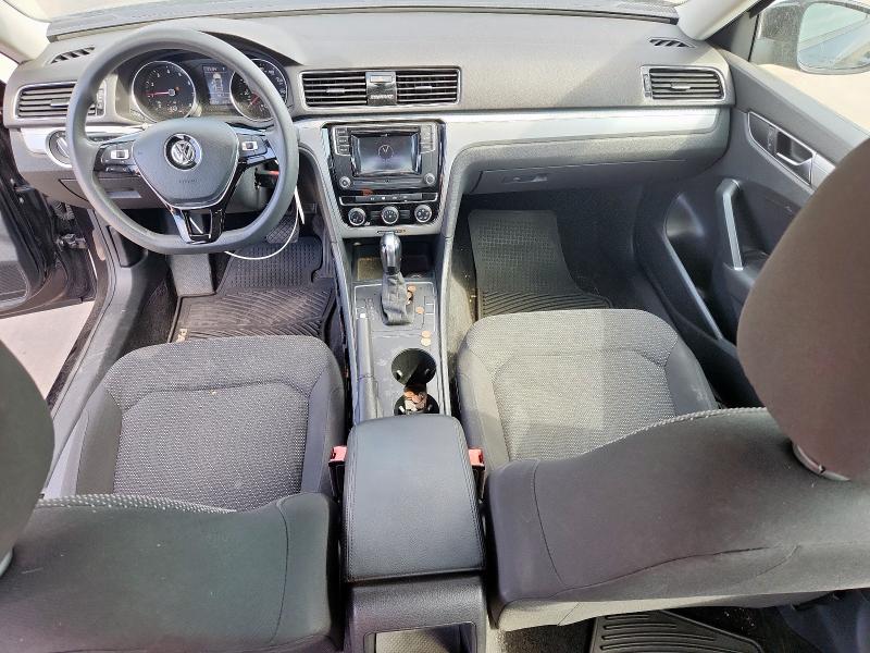 Photo 8 from auction – 2018 VOLKSWAGEN PASSAT with VIN 1VWAA7A30JC012147