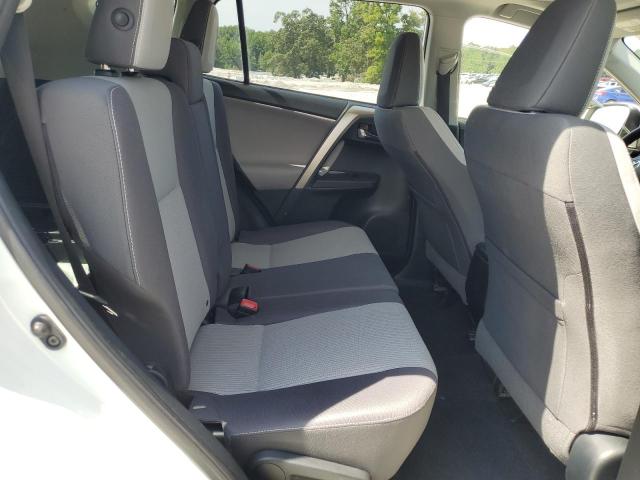 Photo 11 from auction – 2015 TOYOTA RAV4 XLE with VIN JTMWFREV1FJ055268