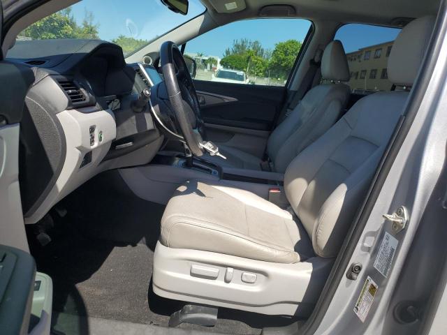 Photo 7 from auction – 2019 HONDA RIDGELINE with VIN 5FPYK3F67KB025628