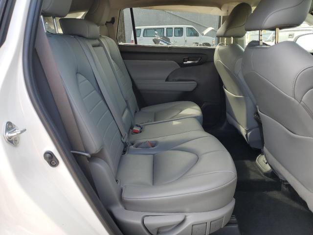 Photo 11 from auction – 2021 TOYOTA HIGHLANDER with VIN 5TDGZRBH9MS128106