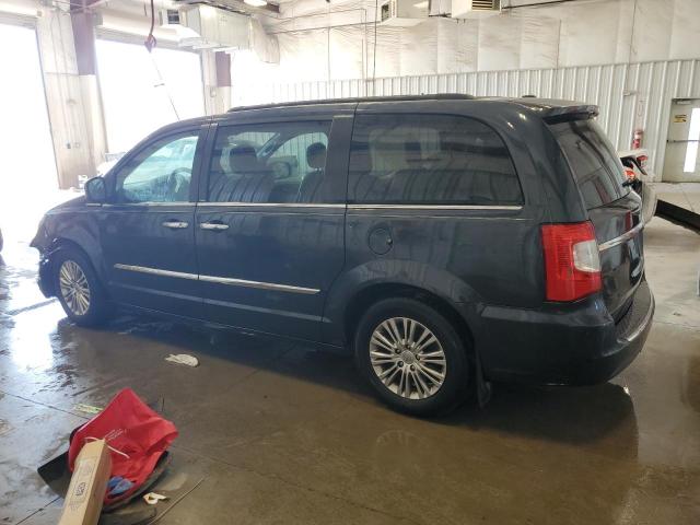 Photo 2 from auction – 2013 CHRYSLER TOWN & COU with VIN 2C4RC1CGXDR595545