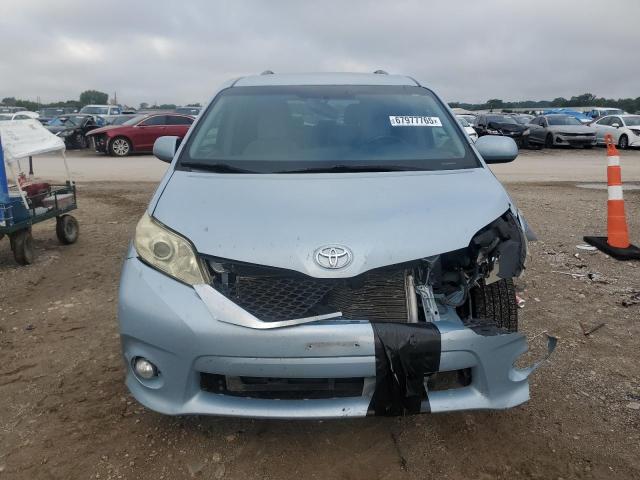 Photo 5 from auction – 2016 TOYOTA SIENNA LE with VIN 5TDKK3DC3GS720800