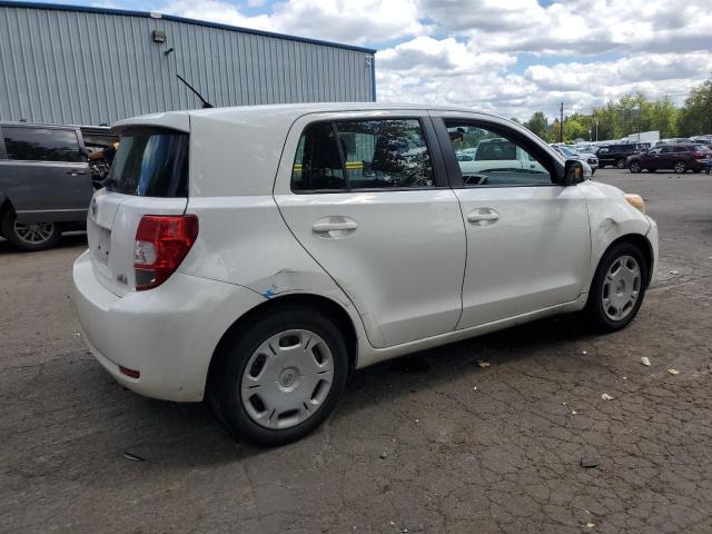 Photo 3 from auction – 2011 TOYOTA SCION XD with VIN JTKKU4B42B1012340
