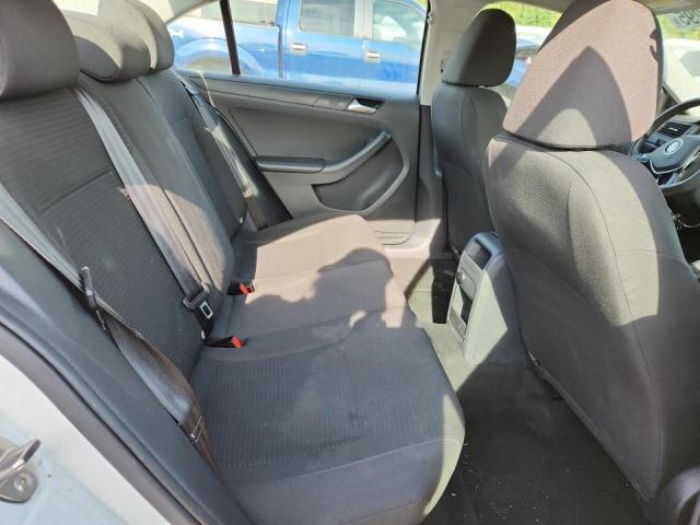 Photo 10 from auction – 2015 VOLKSWAGEN JETTA BASE with VIN 3VW1K7AJ0FM337222