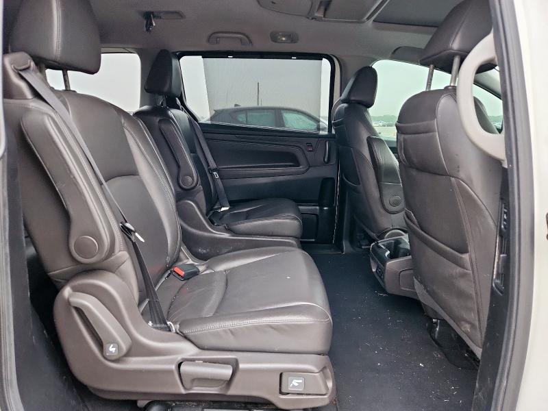 Photo 11 from auction – 2018 HONDA ODYSSEY TOURING with VIN 5FNRL6H85JB048995
