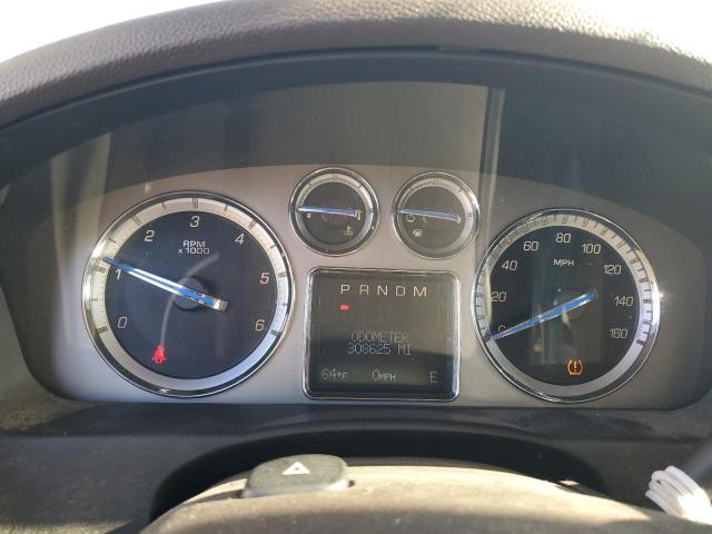 Photo 9 from auction – 2011 CADILLAC ESCALADE with VIN 1GYS4JEF2BR134355
