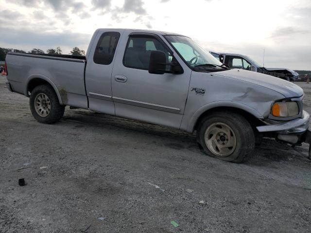 Photo 4 from auction – 2000 FORD F150 with VIN 1FTRX18L9YNA77620