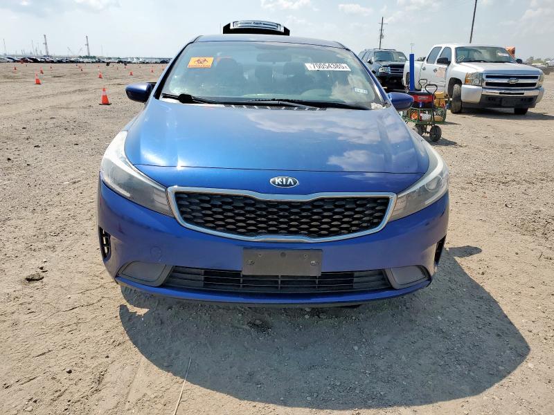 Photo 5 from auction – 2018 KIA FORTE LX with VIN 3KPFK4A79JE171670