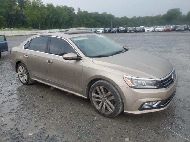 Photo 4 from auction – 2016 VOLKSWAGEN PASSAT SEL with VIN 1VWCT7A37GC064404