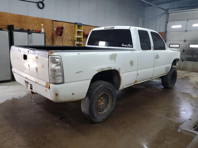 Photo 3 from auction – 2004 CHEVROLET SILVERADO with VIN 2GCEK19T741278875