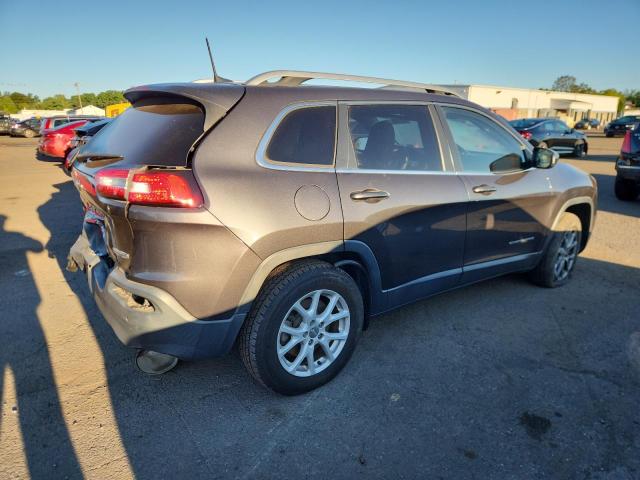 Photo 3 from auction – 2017 JEEP CHEROKEE LATITUDE with VIN 1C4PJMCB8HW565184