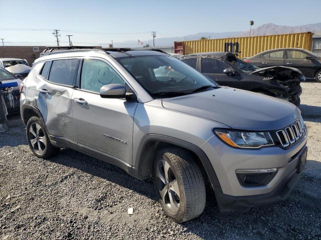 Photo 4 from auction – 2018 JEEP COMPASS LATITUDE with VIN 3C4NJDBB6JT116316