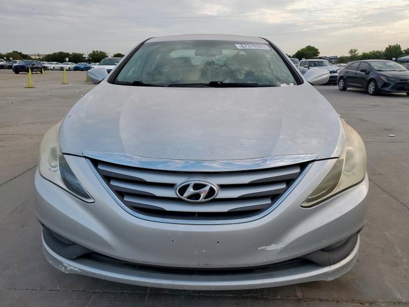 Photo 5 from auction – 2014 HYUNDAI SONATA GLS with VIN 5NPEB4AC0EH833761